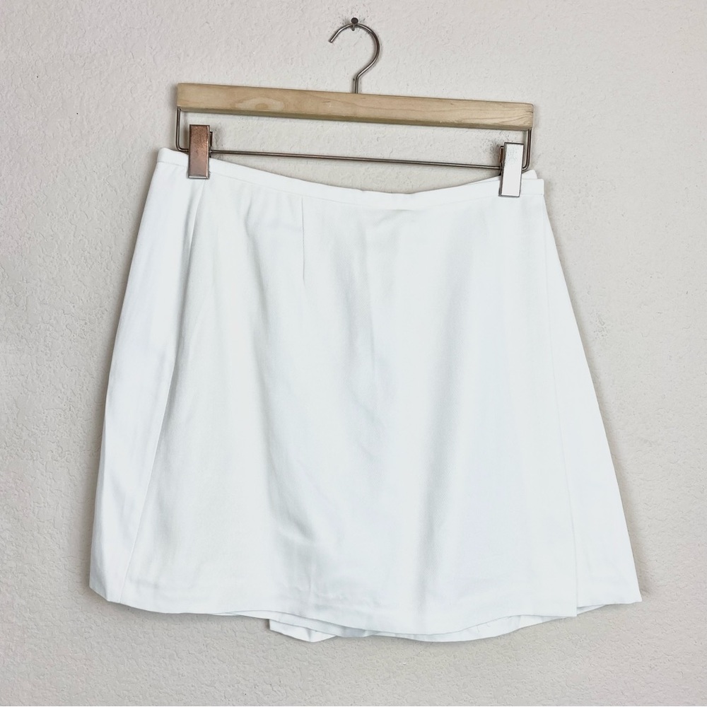 Cache White Skort NWT